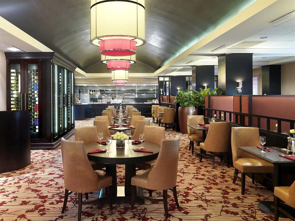 Sheraton Suites Wilmington Downtown Ресторант снимка