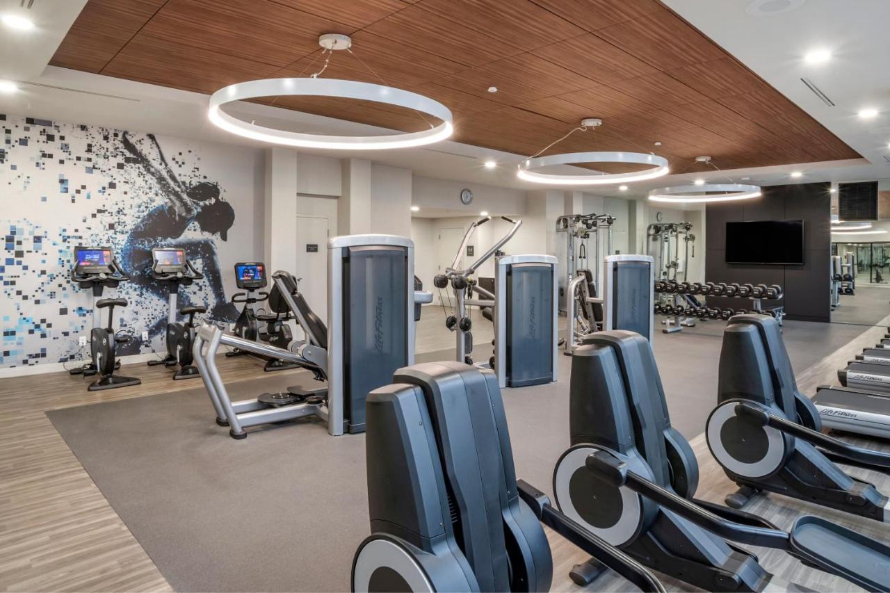 Sheraton Suites Wilmington Downtown Екстериор снимка