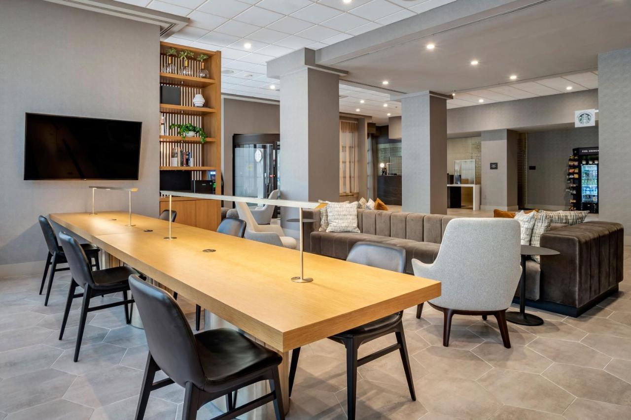 Sheraton Suites Wilmington Downtown Екстериор снимка