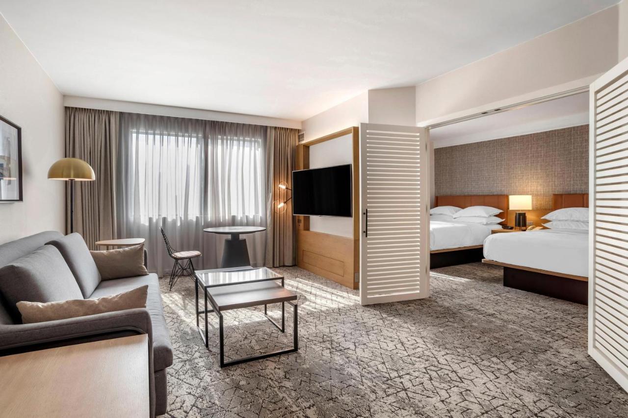 Sheraton Suites Wilmington Downtown Екстериор снимка