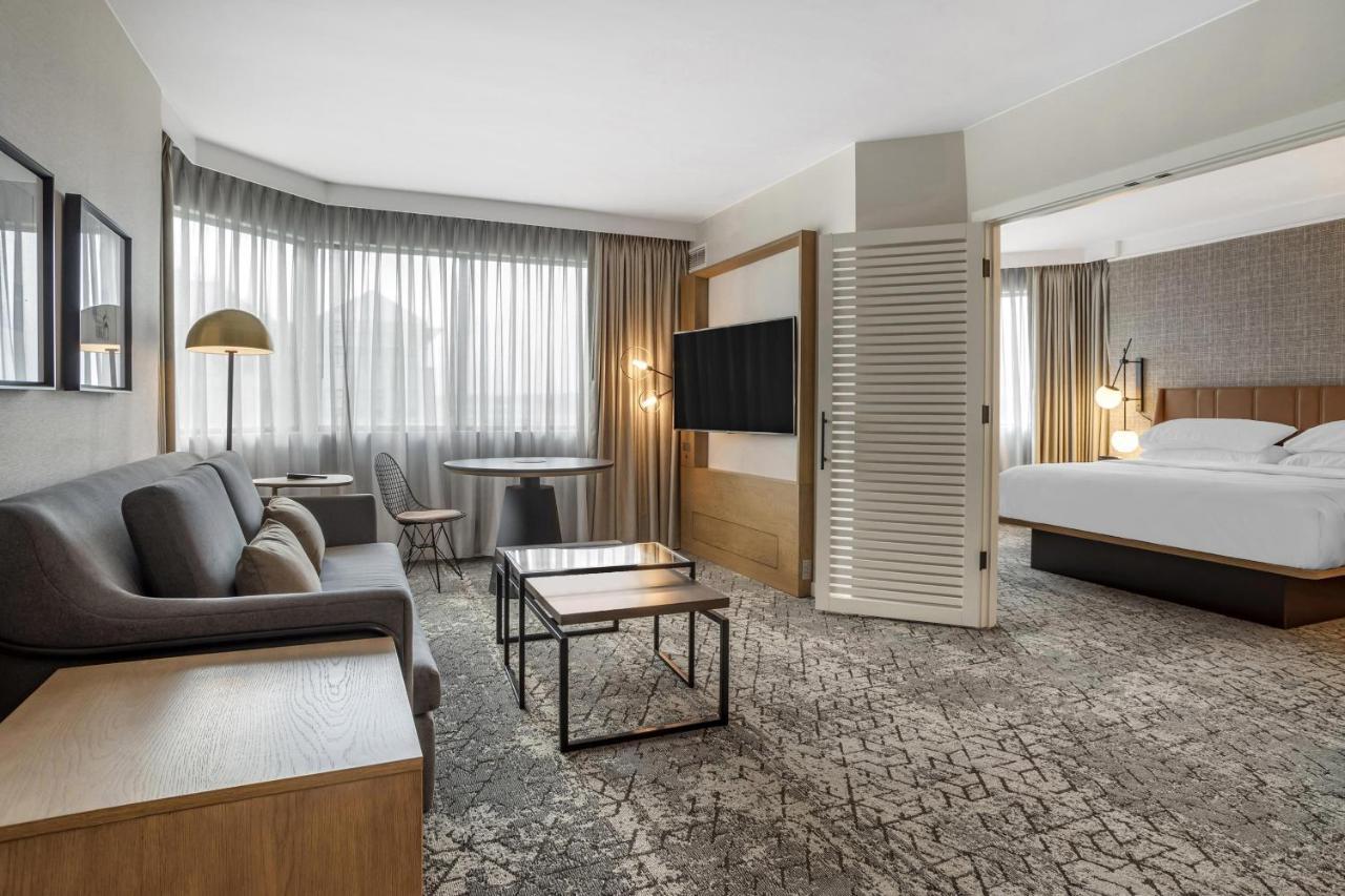 Sheraton Suites Wilmington Downtown Екстериор снимка