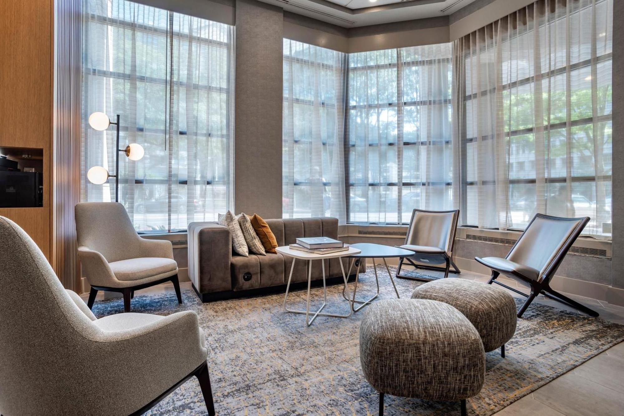 Sheraton Suites Wilmington Downtown Екстериор снимка