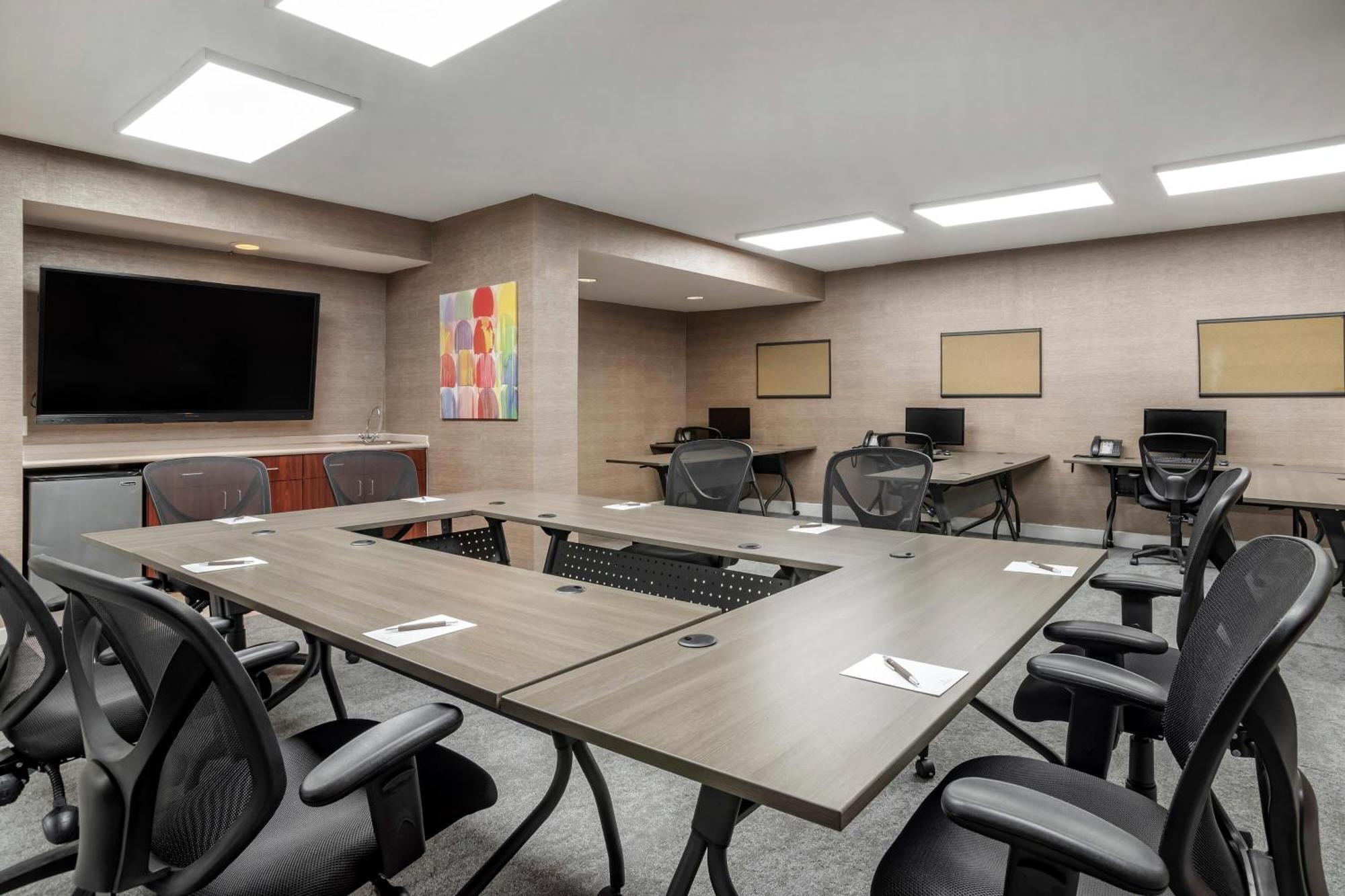 Sheraton Suites Wilmington Downtown Екстериор снимка