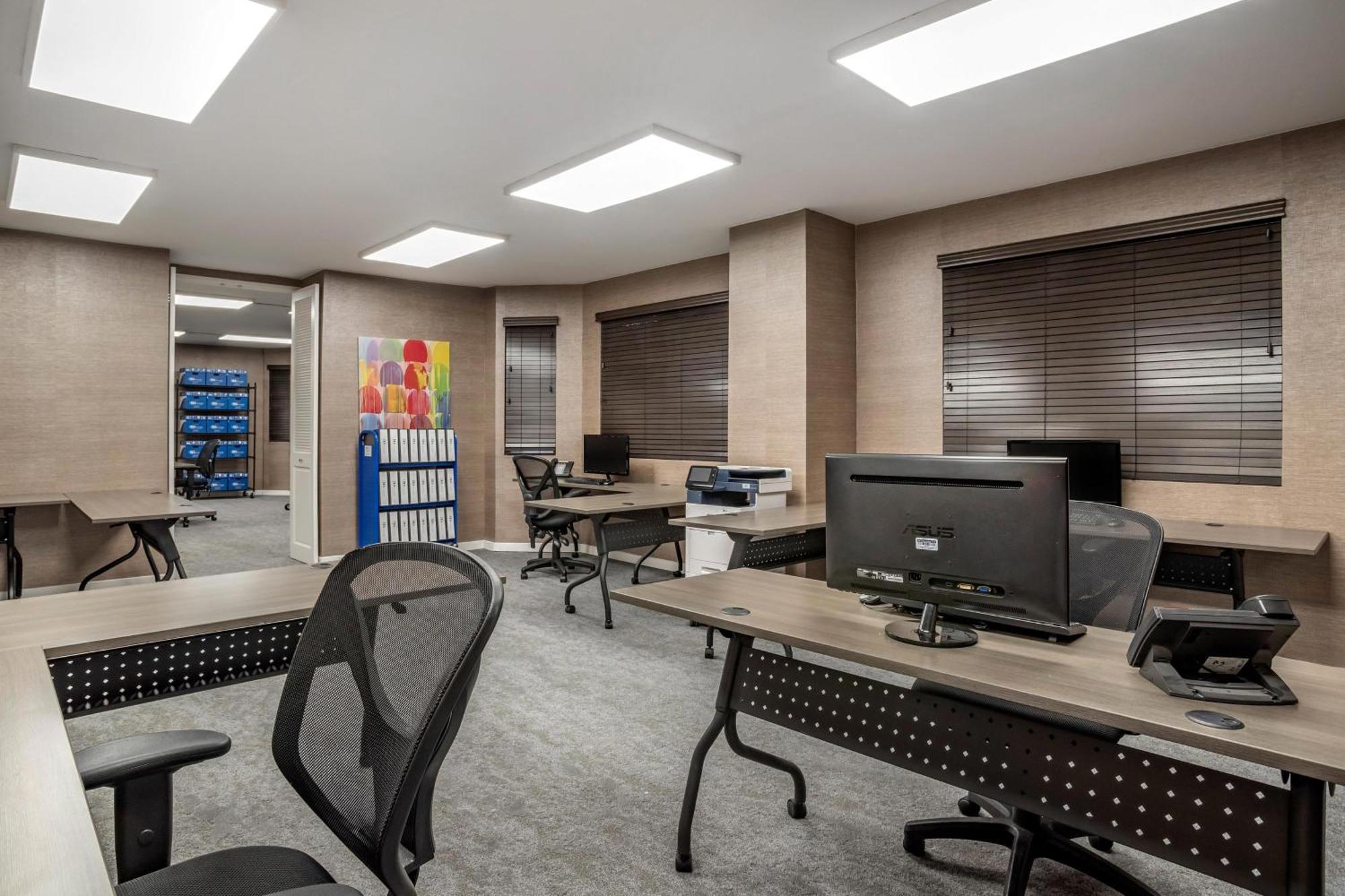 Sheraton Suites Wilmington Downtown Екстериор снимка